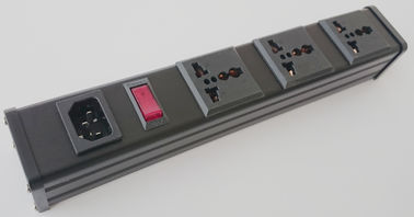 Kabinet Unit Distribusi Daya PDU Dengan Saklar / Universal 3 Outlet Power Bar