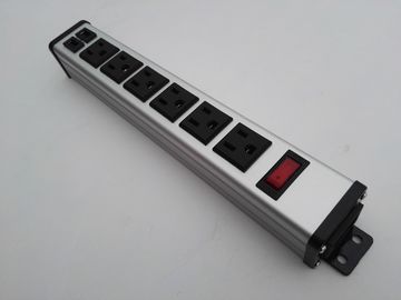 6 Way Outlet Multi Plug Socket Dengan Pengisi Daya Port USB Ganda Dengan Kontrol Off Aktif