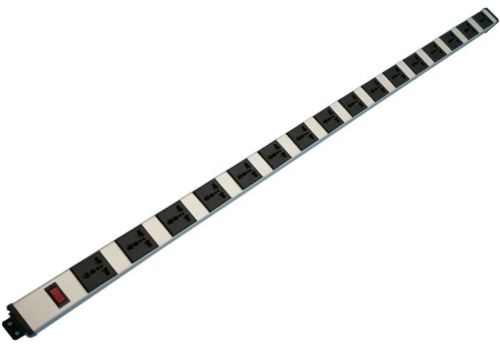 48 Inch Tugas berat Universal Metal Power Strip PDU 16 Way Untuk Penggunaan Transformer / Adaptor