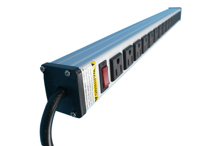 15 Way Receptacle Horizontal Multi Outlet Power Strip UL Disetujui Dengan Perlindungan Surge