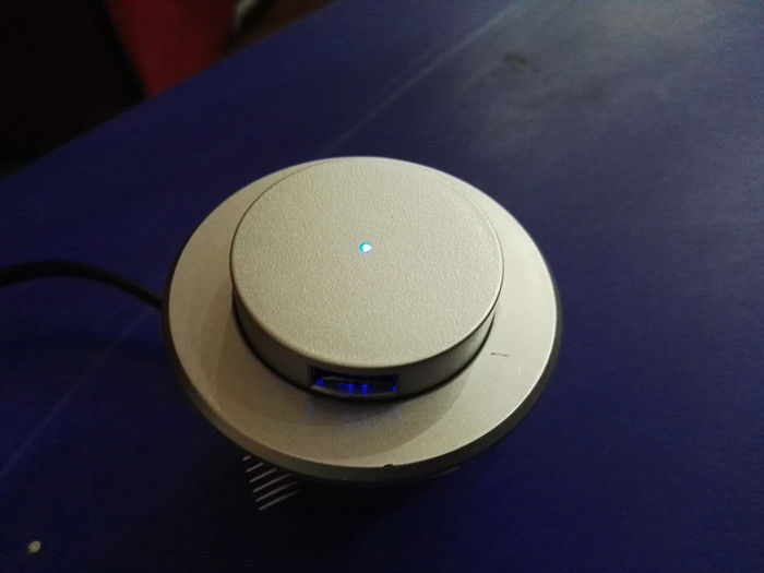 Portable Travel Usb Charging Station Round Push Mounted Dengan 2 X USB Chargers
