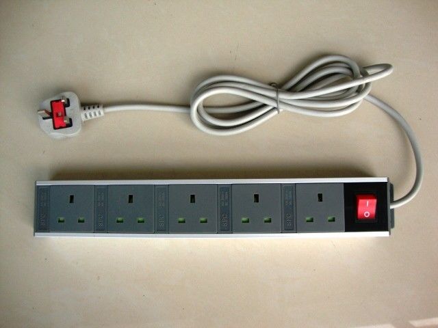 5 Outlet Strip Daya Eropa Dengan Kabel Ekstensi, Konektor Daya Datar Jalur 250V