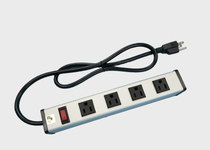 Logam 4 Way Multi Outlet Power Strip Dengan On Off Switch Untuk Bengkel / Kantor