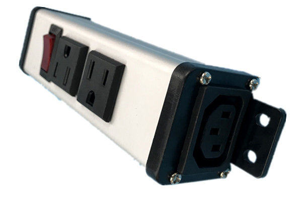 2 Way Outlet AC PDU Power Distribution Unit Mountable Untuk Meja Kerja UL Disetujui