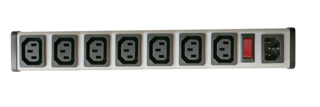 IEC320 Plug Adapter Kabel Listrik Converter, 7Way IEC320 C14 Jacks Outlet Power Strip dengan 15a Overload Protector