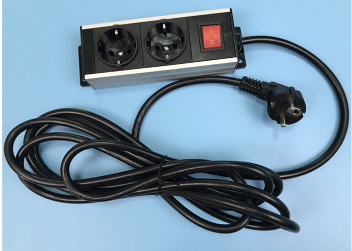 Warna Hitam 2 Outlet Jalur Eropa Daya Aluminium Shell Jerman Power Bar