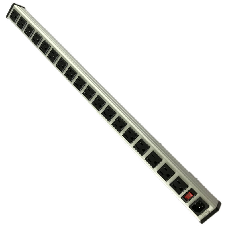 Aluminium Shell 125V 18 US Outlet Power Strip Dengan Kabel Ekstensi, papan ekstensi daya Industri Ultralong